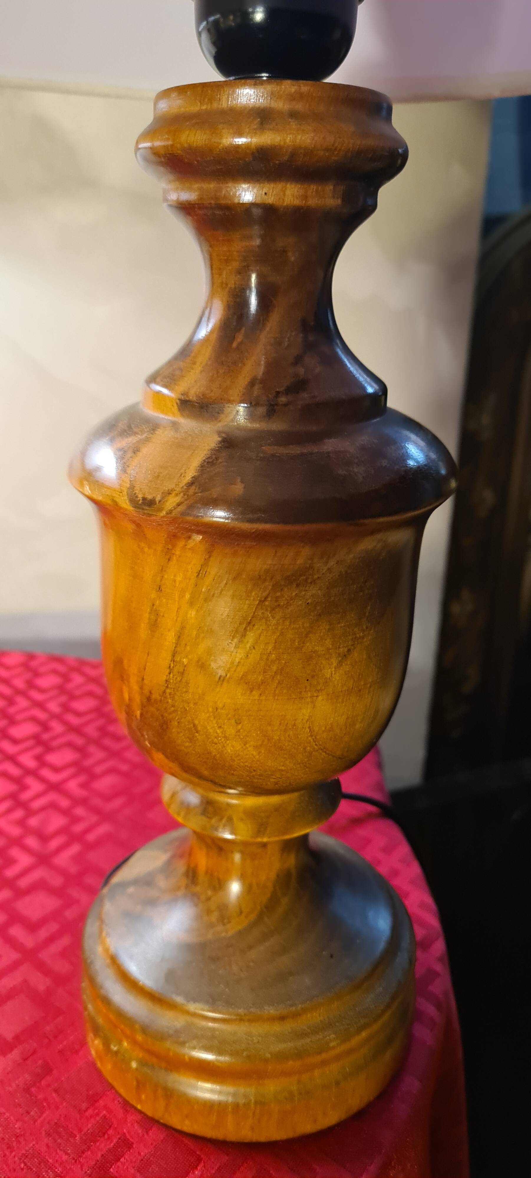 Pair of varnished wooden lamps 42x30 new electric lampshades