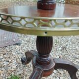 Table de chevet, table d'appoint ancienne style Louis XVI en bois et plateau en marbre