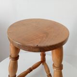 Vintage tripod stool in beech wood.