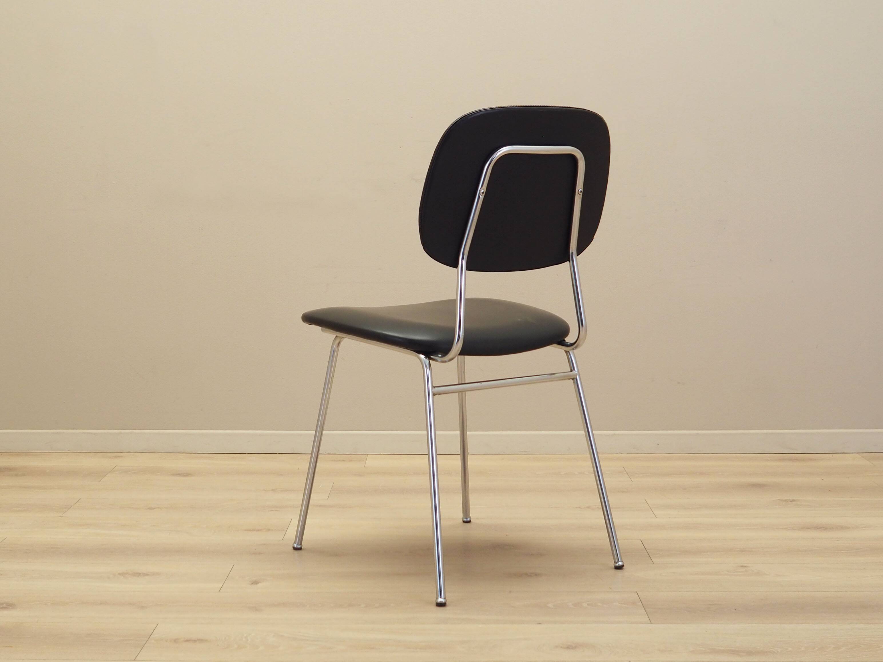 Chair, Italian design, 1970s, production: Italy