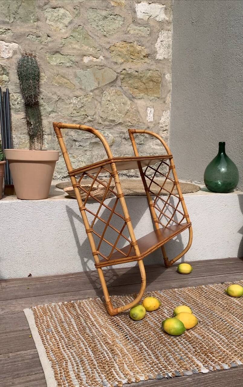 Etagère murale vintage en bois et rotin