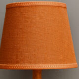 Lampe vintage en bois fruitier