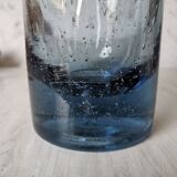 Vase in blown and bubbled glass