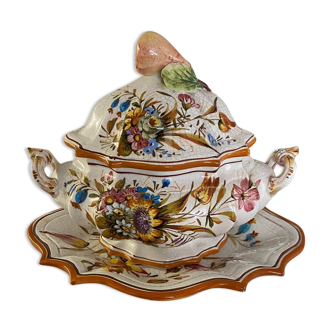 Tureen