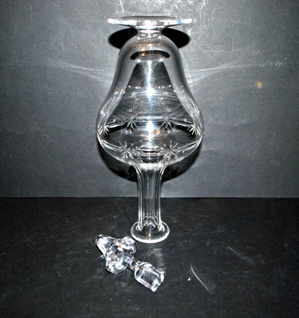 SAINT-LOUIS Carafe Reims en cristal taillé étoile - Catalogue 1930 Art Déco