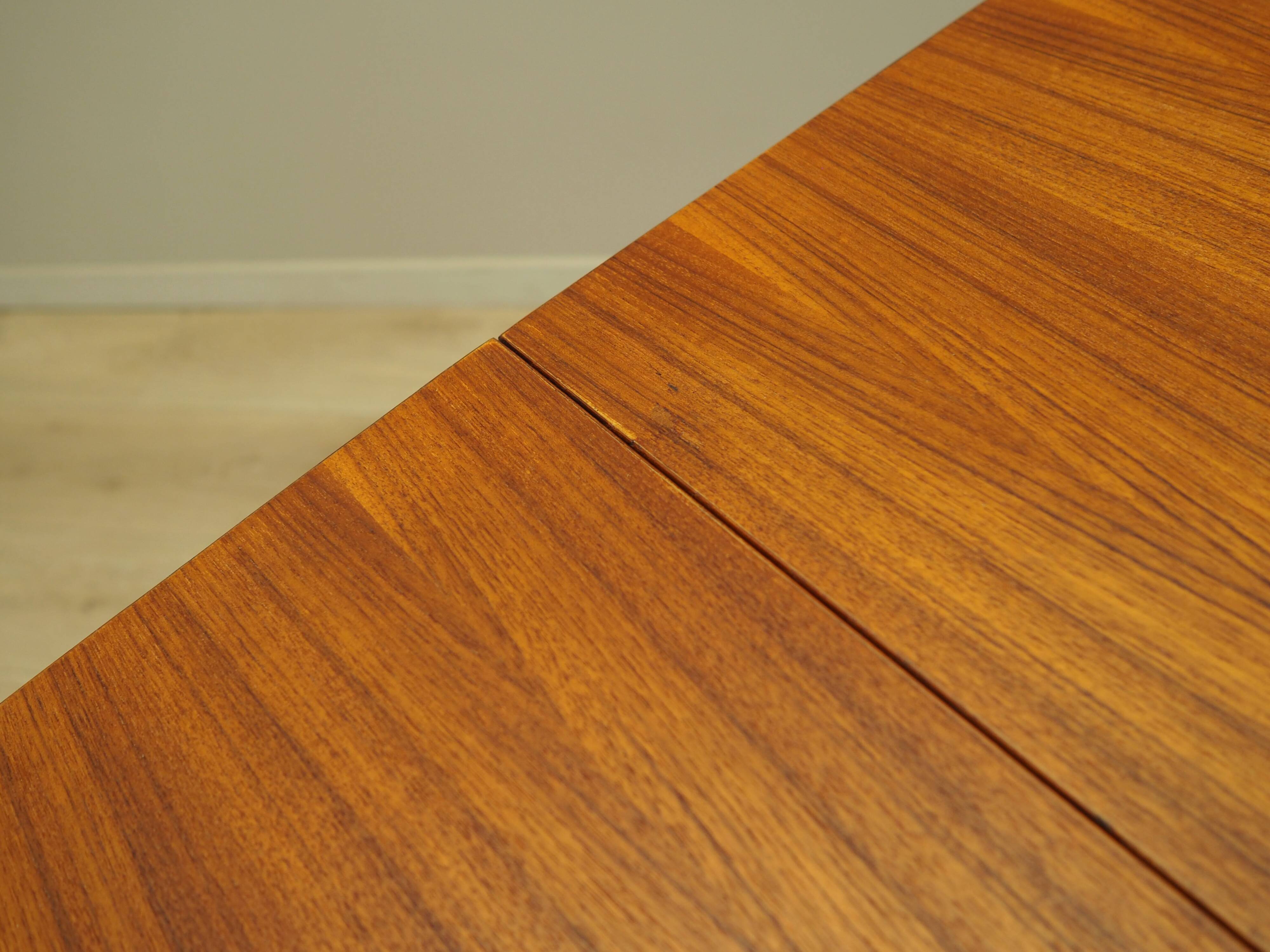 Teak table, Danish design, 1970s, manufacturer: Farstrup Møbler