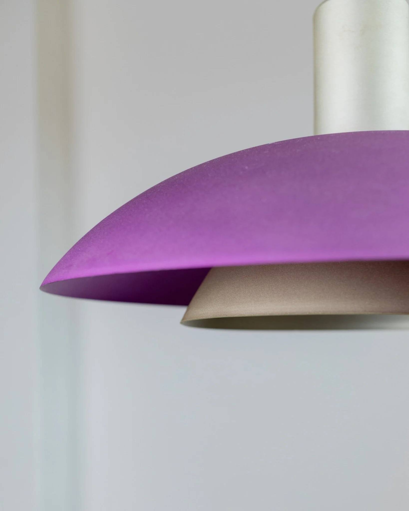 Vintage metal ceiling suspension – postmodern Memphis style from the 1980s, purple, green, silver, striped cable, Pop Art interior, retro light fixture.