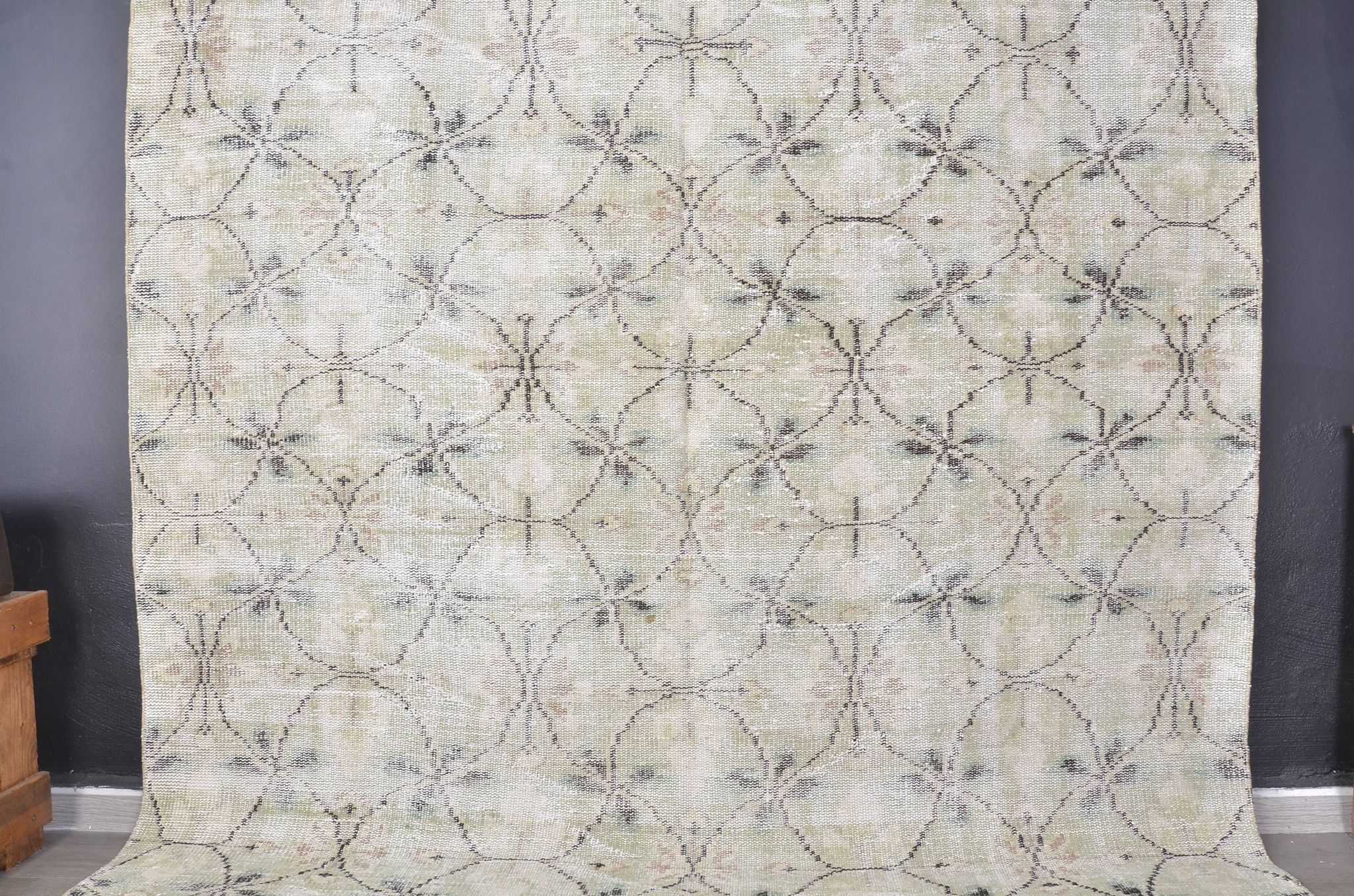 Oushak Anatolian Decorative Wool Rug sku 1326