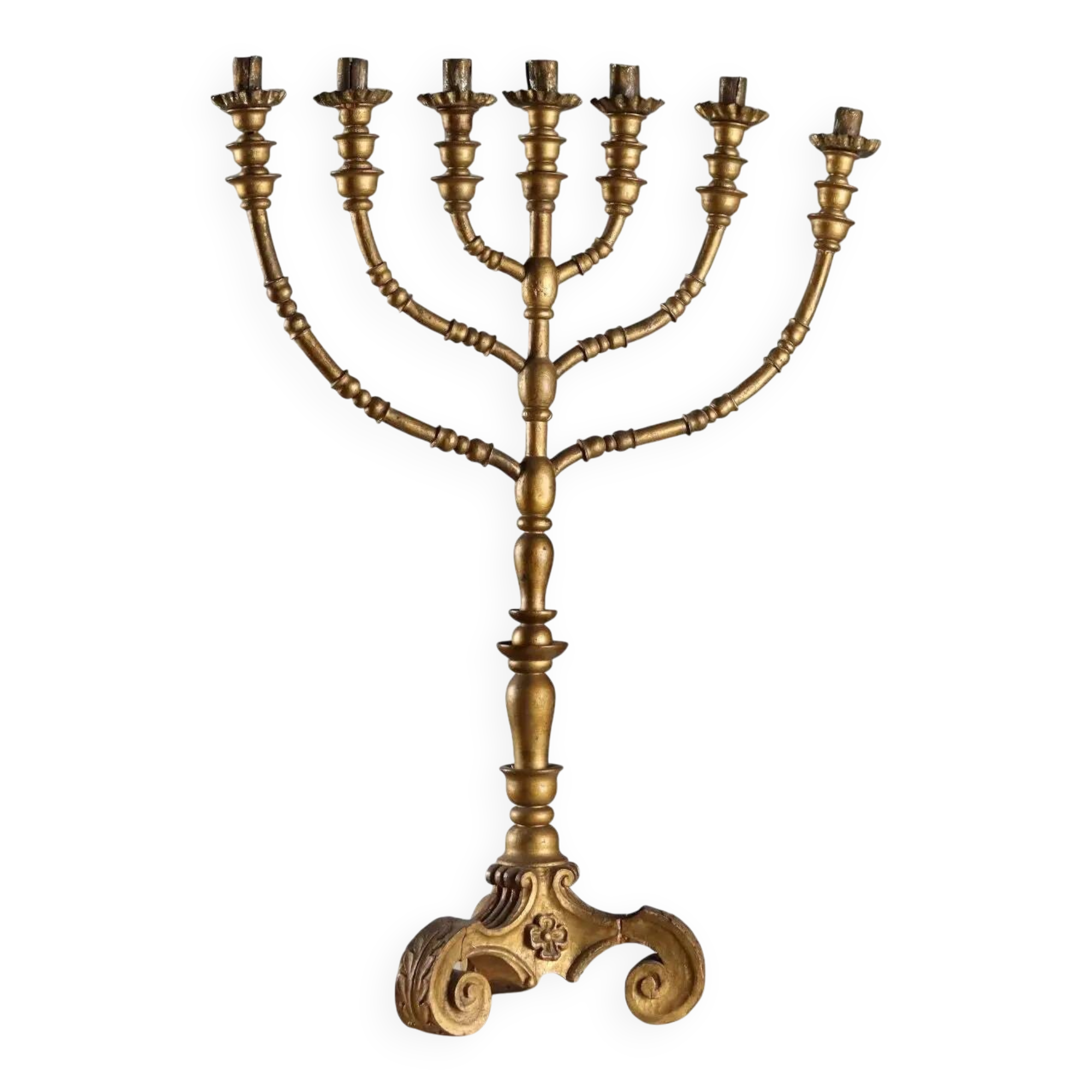 Antique gilded wooden candelabrum with 7 arms, 19th-20th century.
