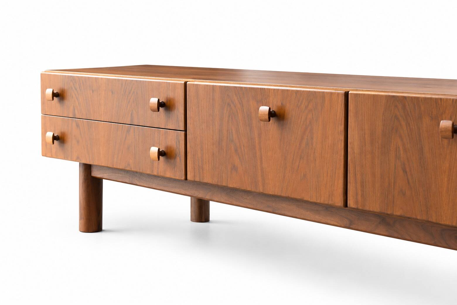 Enfilade basse vintage - style scandinave en Noyer