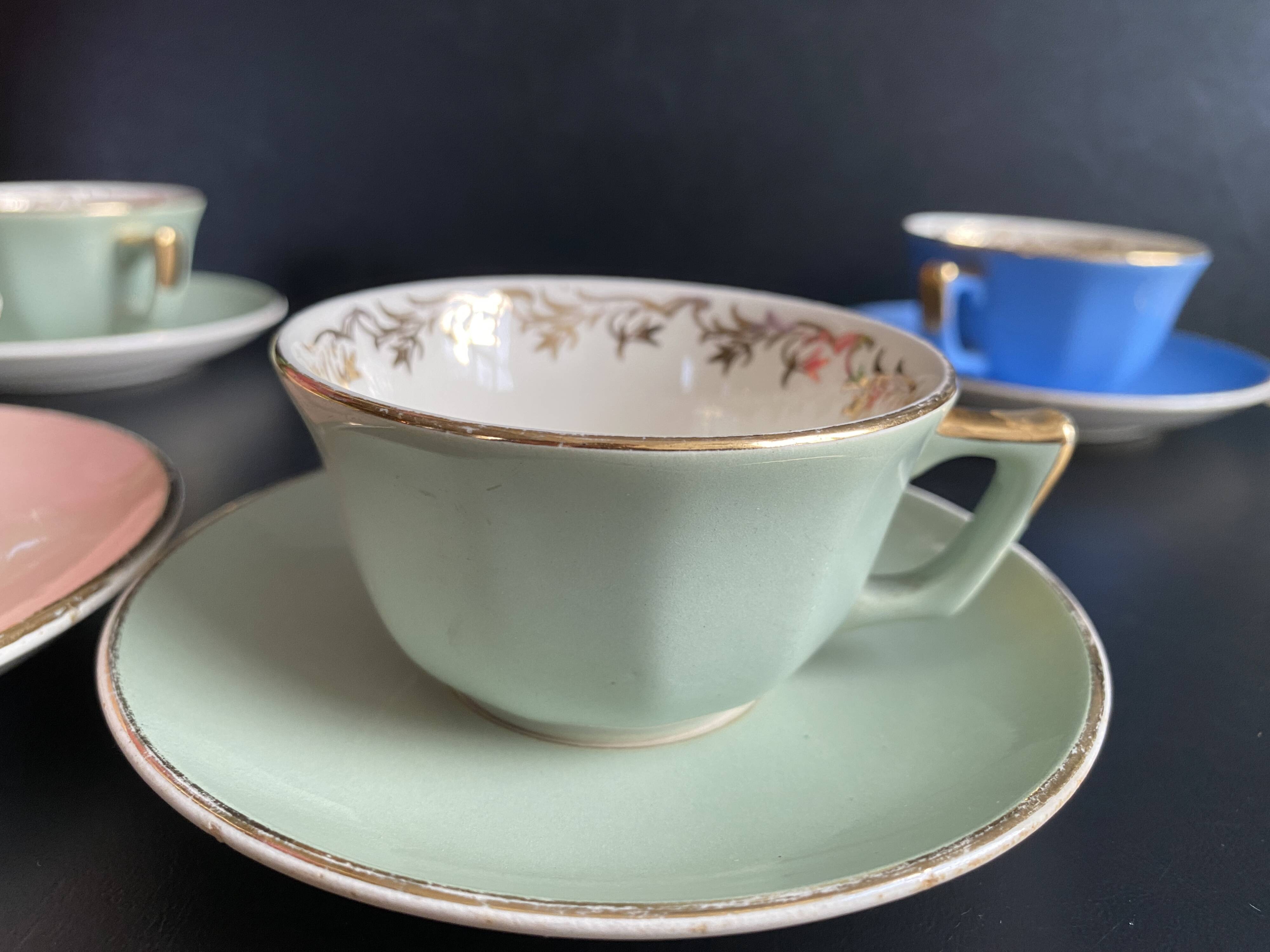 Set of 4 Villeroy & Boch Vintage 50s Cups and Saucers - Pastel & Gold
