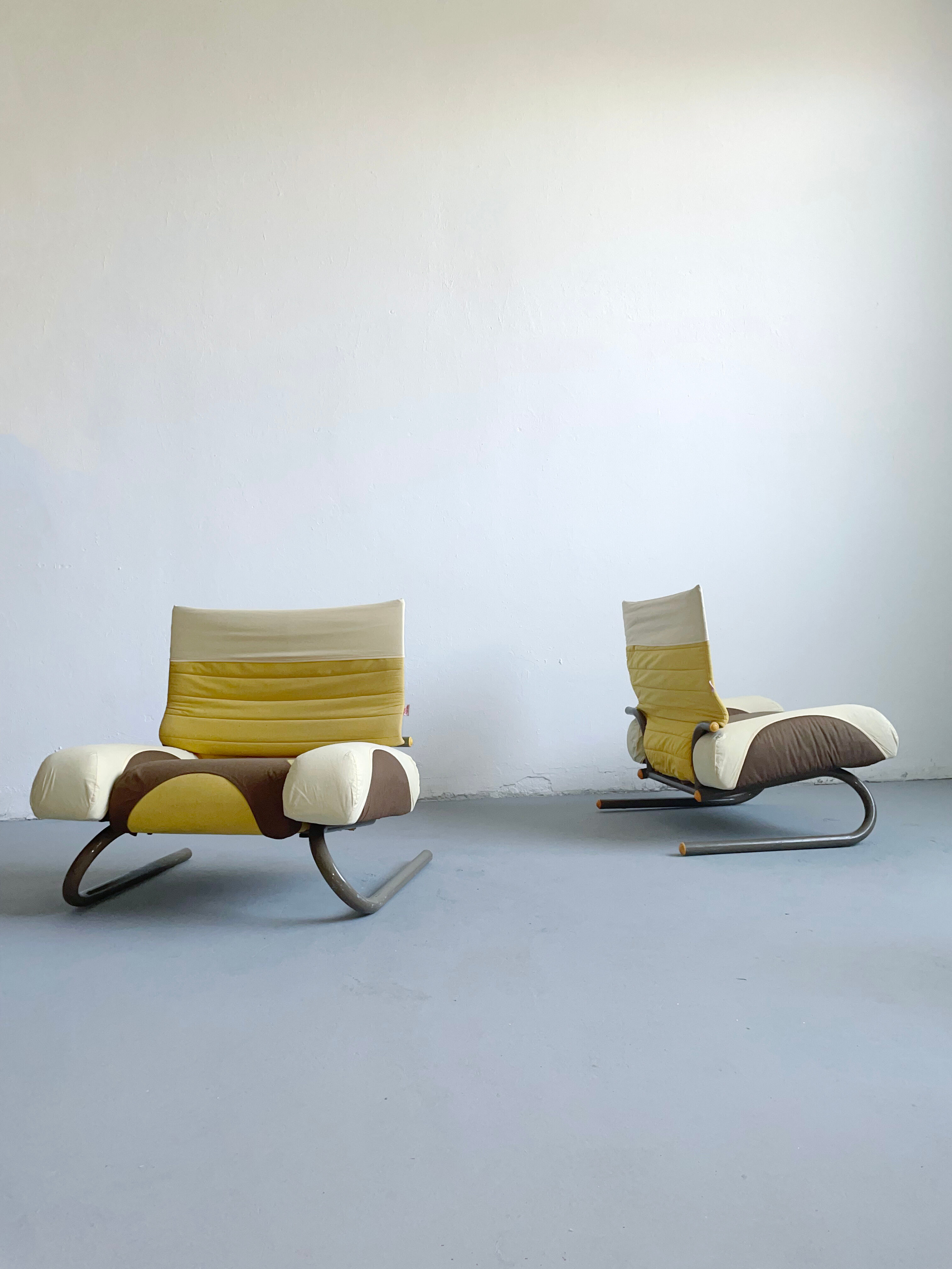Paire de fauteuils 'Peter Pan', Michele De Lucchi pour Thalia&Co, Italie, 1982