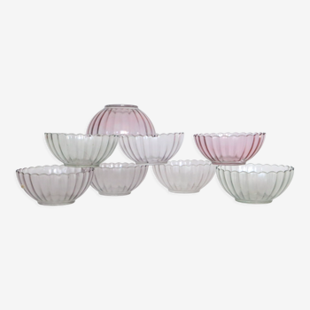 Set of 8 pink, green and purple glass bowls, Rosaline, Arcoroc, vintage French, vintag