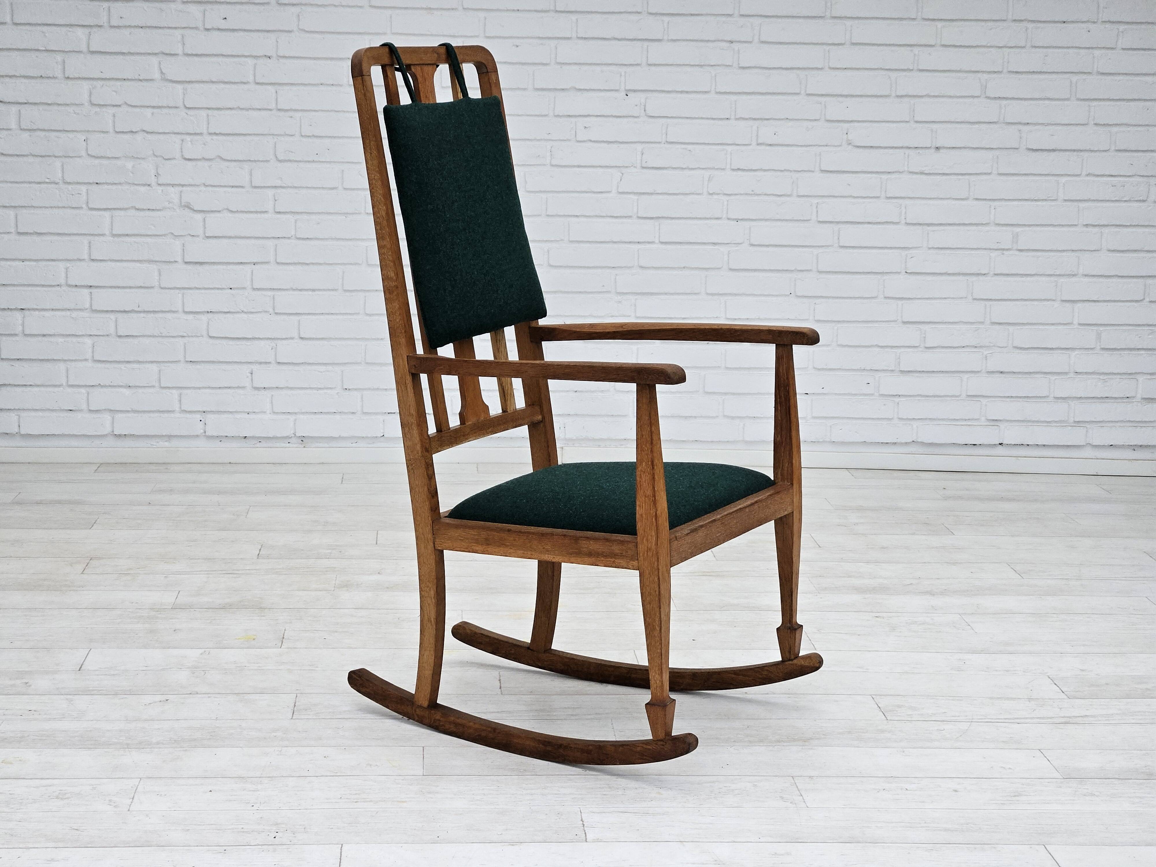 Fauteuil à bascule danois à dossier haut rembourré, laine de meuble kvadrat, années 1950-60,