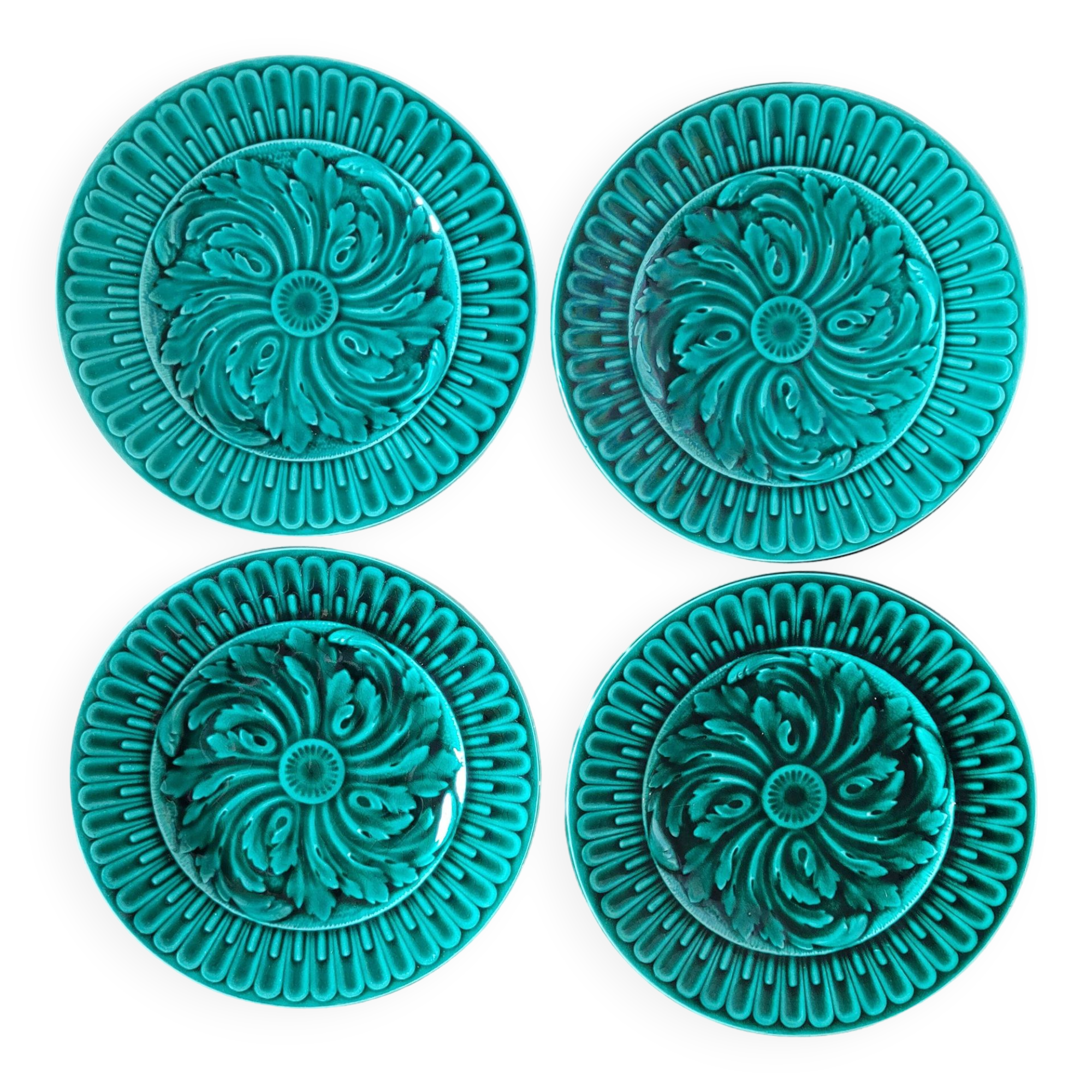 La Redoute x Selency set of 4 green barbotine plates