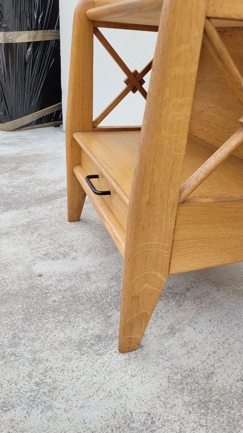 Paire de table de chevets Ateliers Saint sabin en chêne 1950