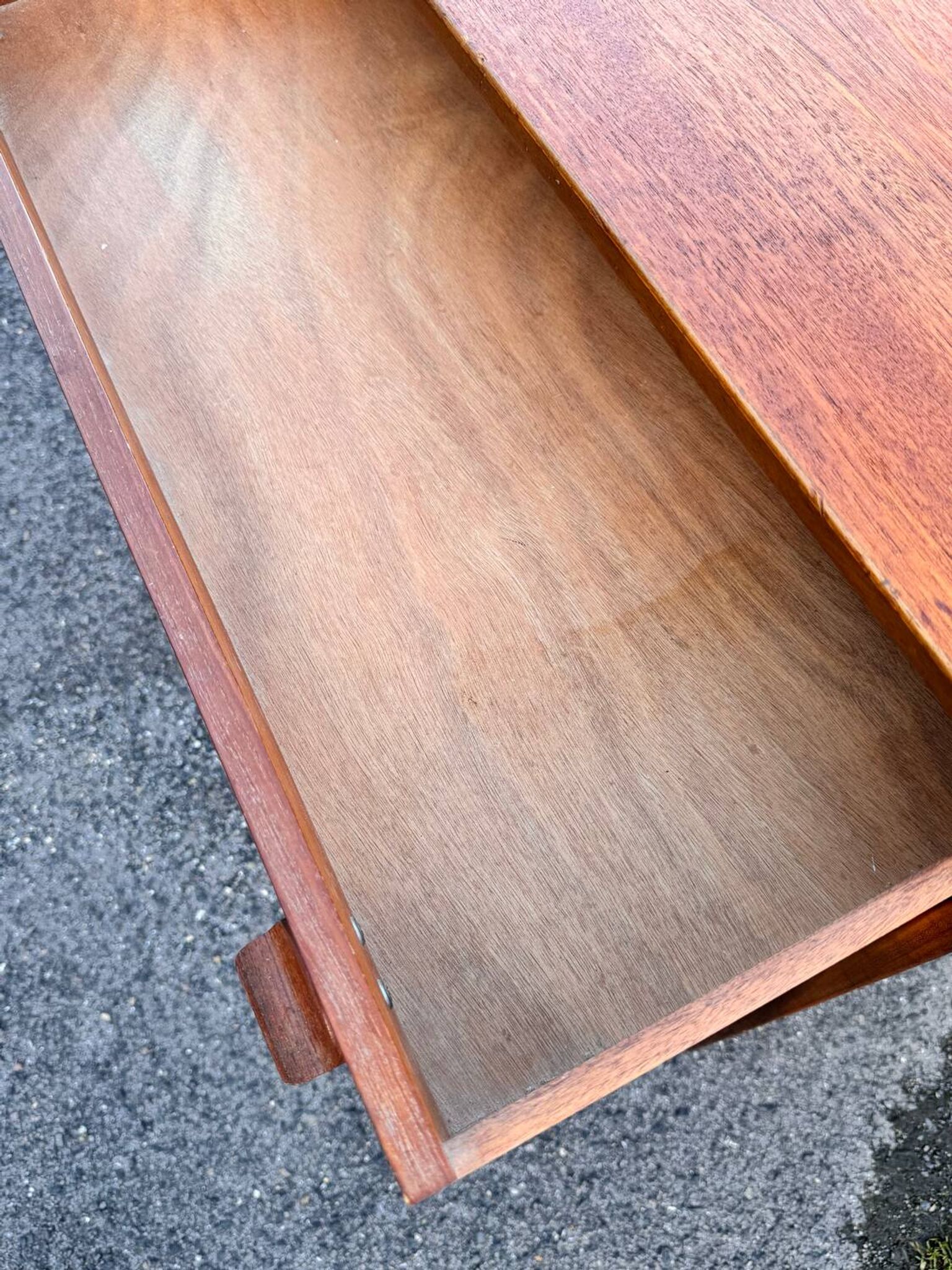 Commode vintage en teck Stag Furniture