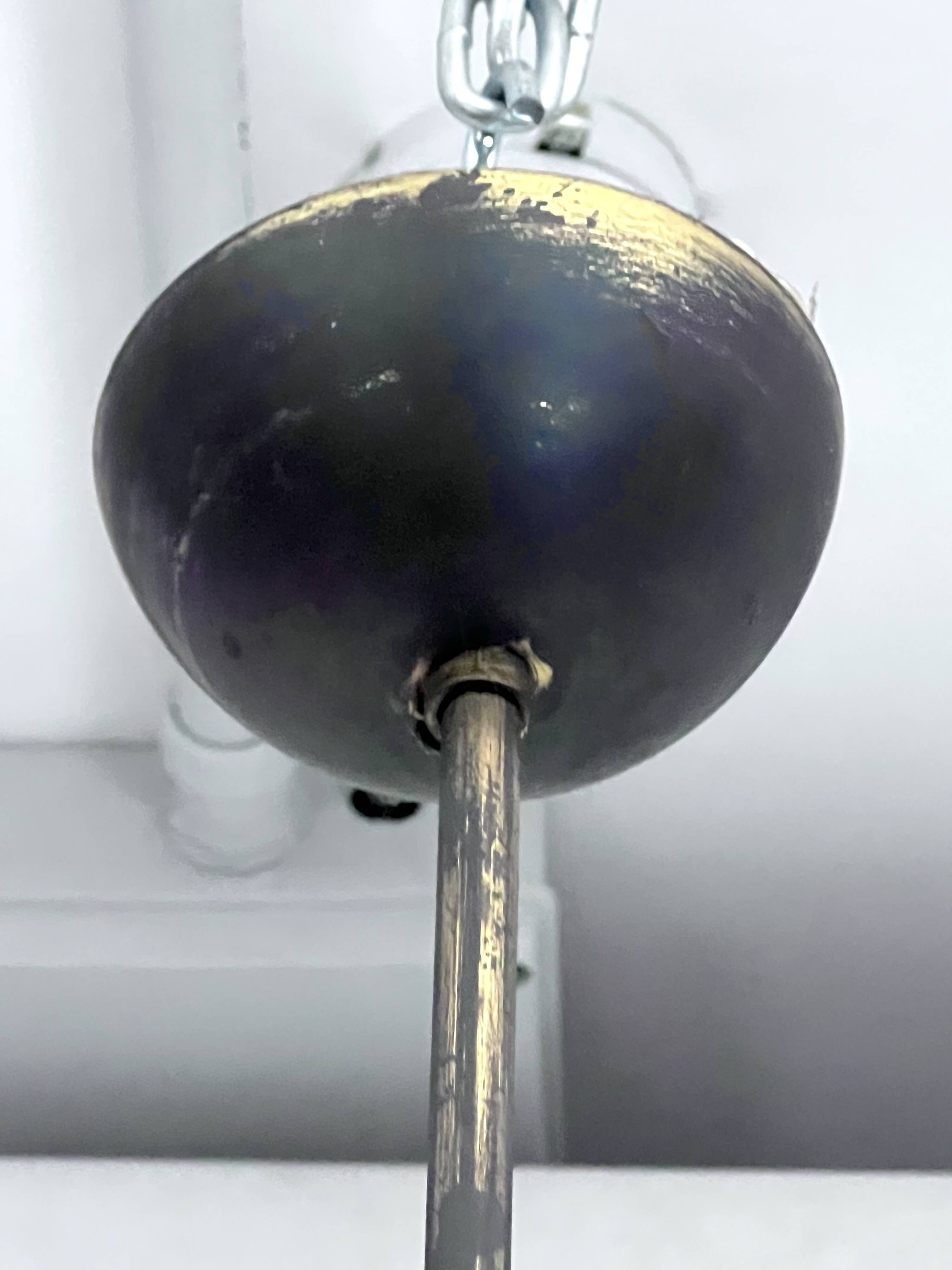 Mid-Century 8 lights brass and opaline glass chandelier. Italy 1950s