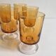 Verres à vin en verre fumé