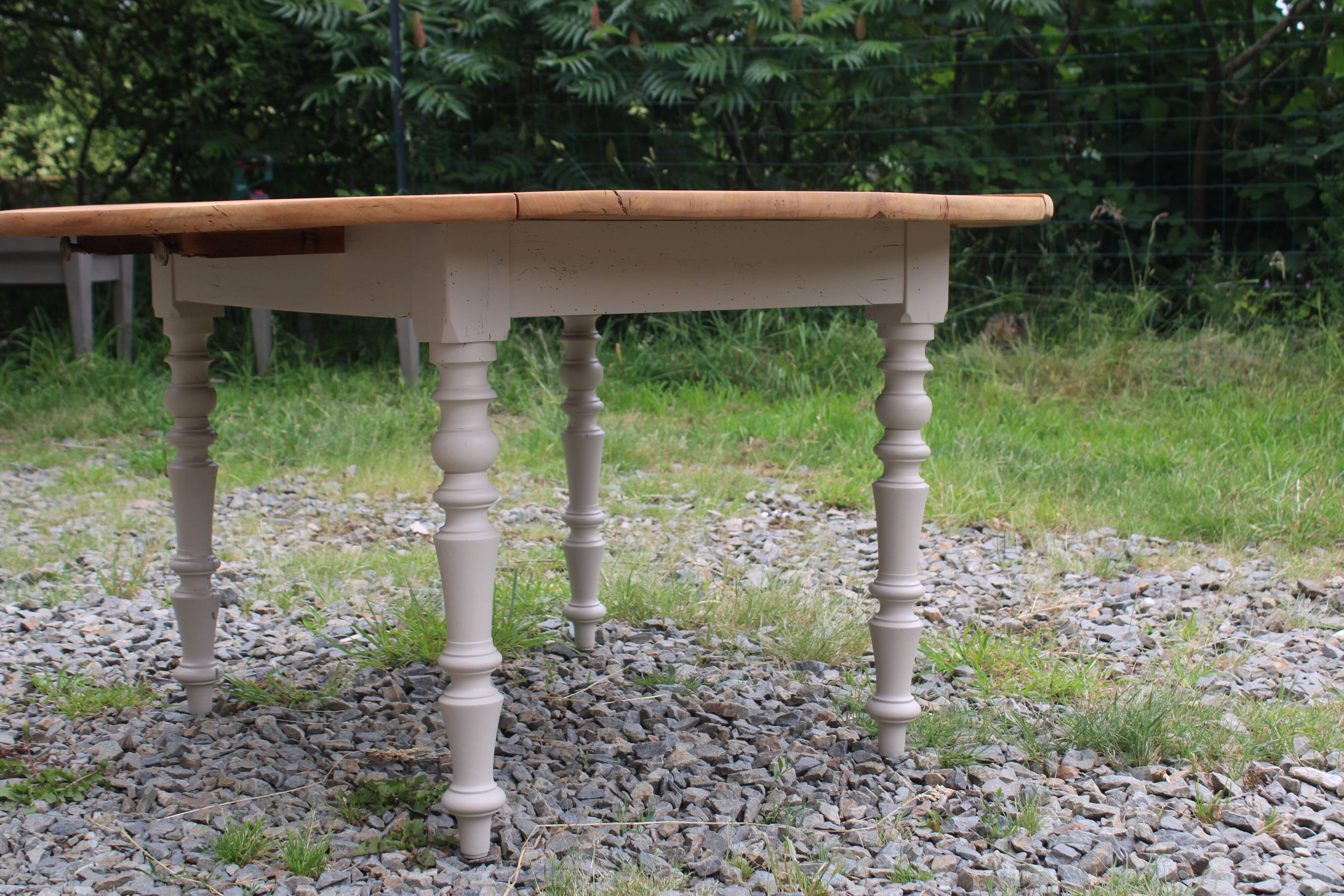 Table de ferme ronde à volets en bois massif – Ø 130 cm