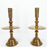 Pair of altar candlesticks in brass, Vietnam, 20th century