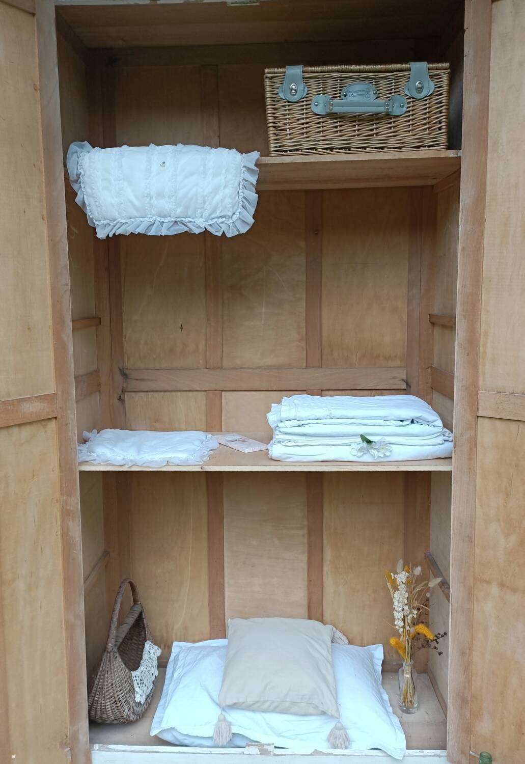 XXL Parisian wardrobe