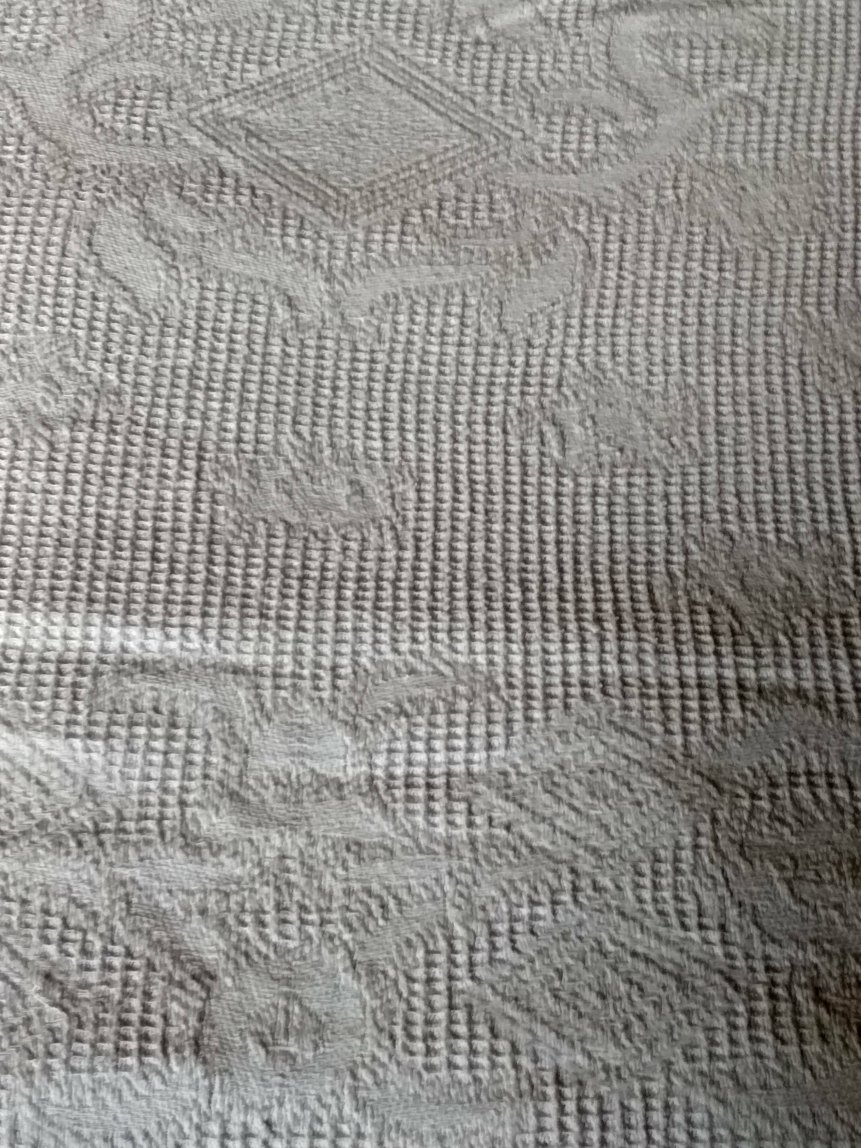 Bedspread in woven white cotton, single bed