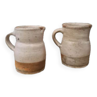 Loiret sandstone pitchers