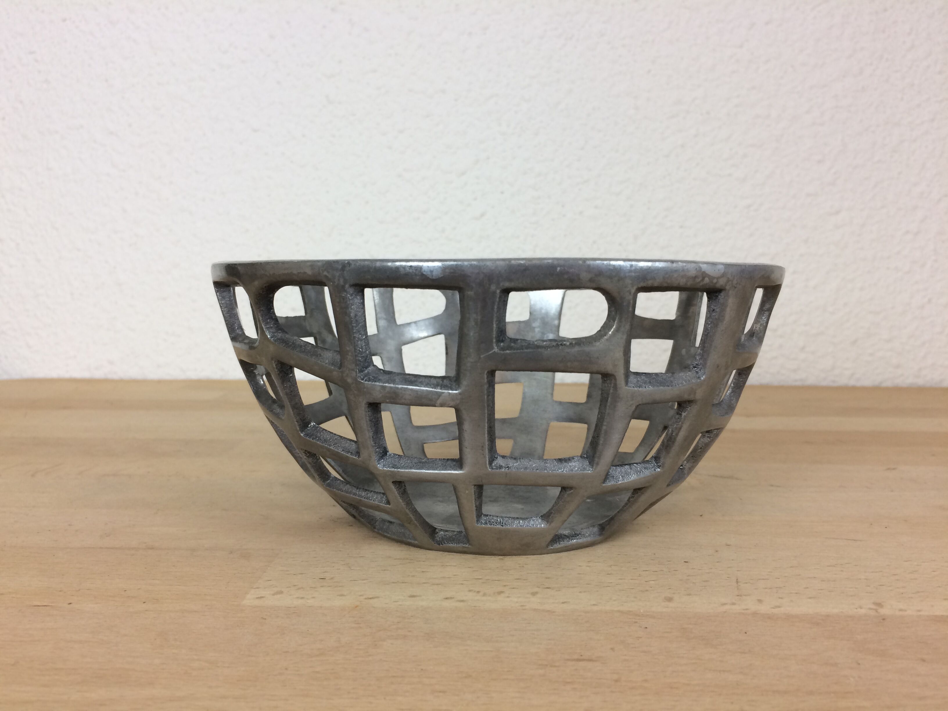 Brutalist fruit basket made of cast aluminum 70's