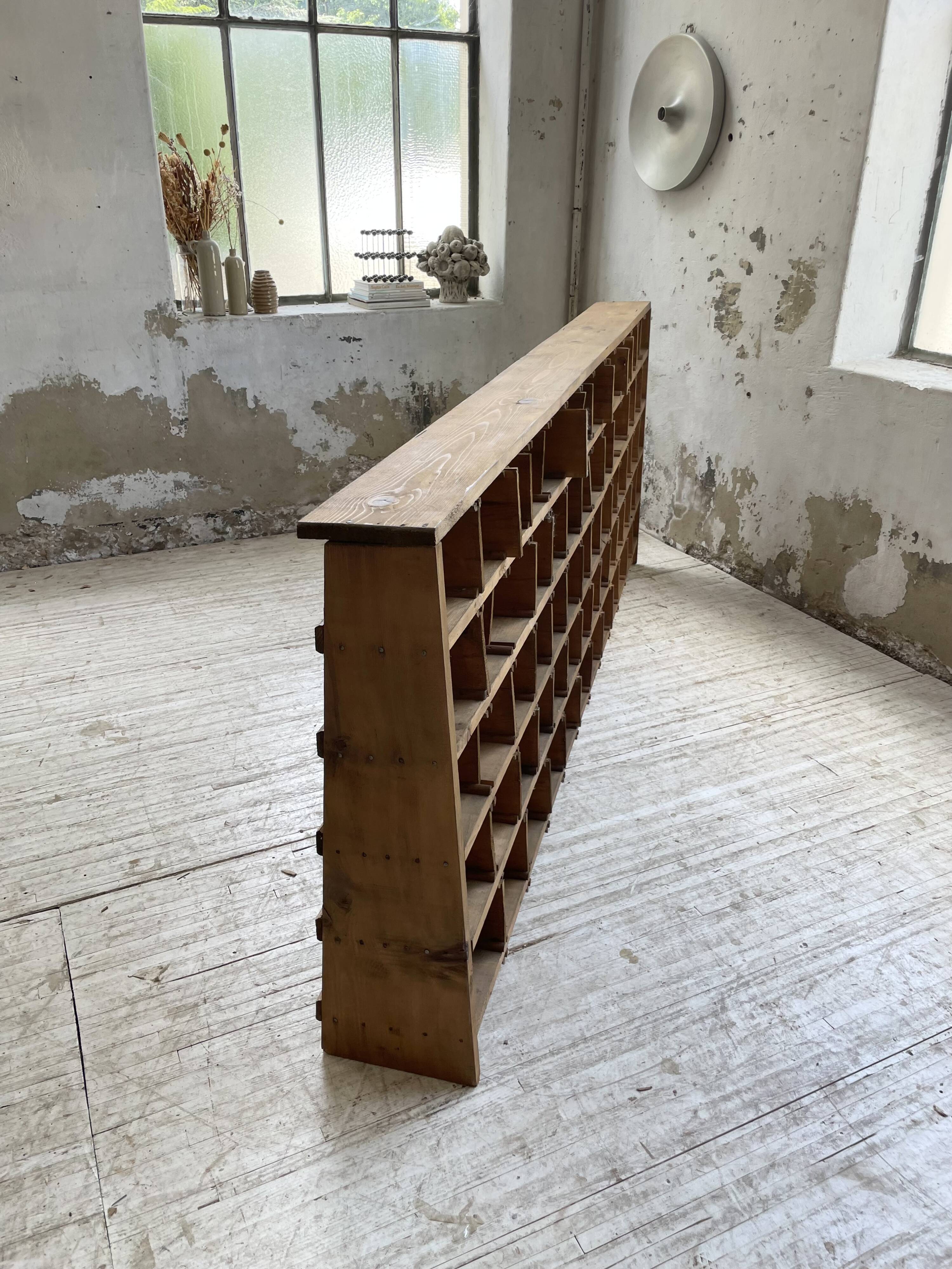 Meuble de métier pin à cases XL 250cm