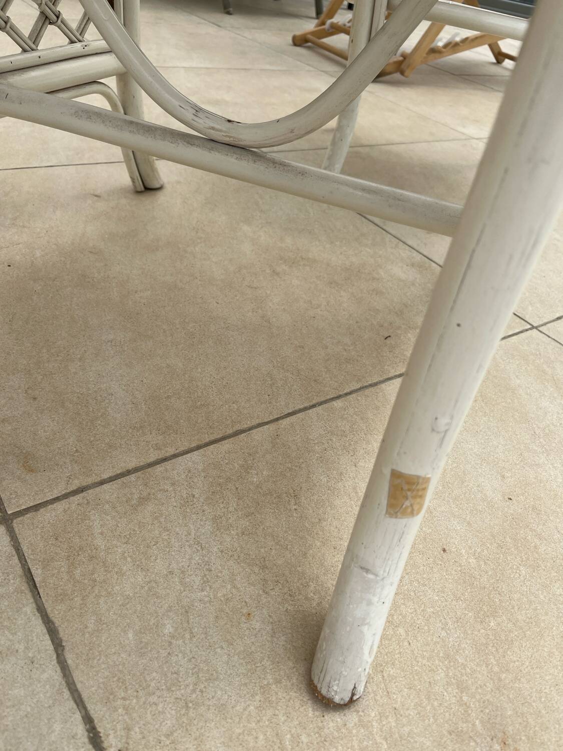 Vintage White Rattan/Bamboo Garden Furniture Set with 2 Chairs and a Stool