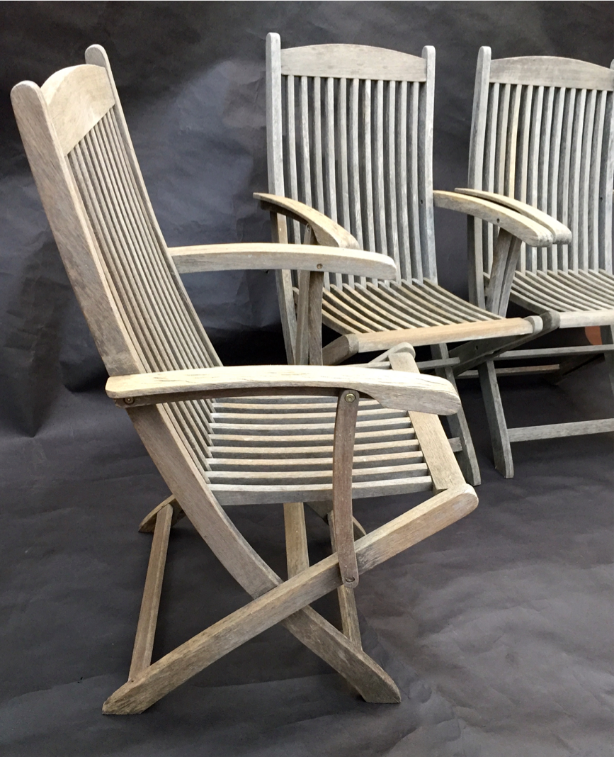 3 vintage folding garden chairs made of River Han teak