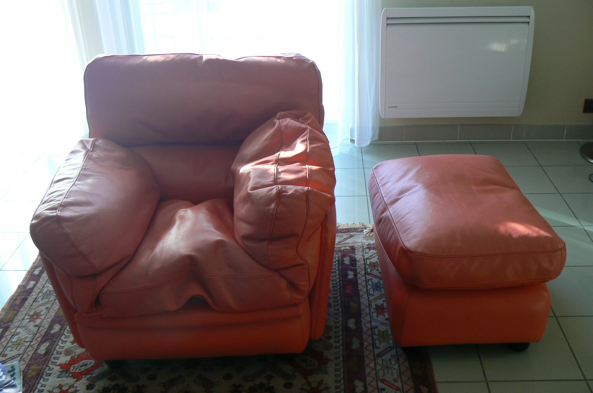 SET 2 ARMCHAIRS AND 1 POLTRONA FRAU VINTAGE POUF