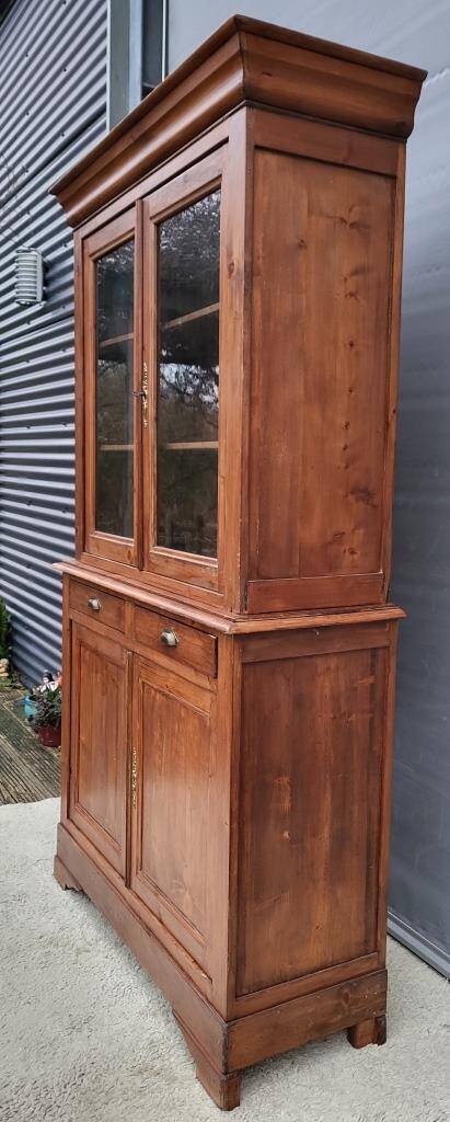 Buffet library showcase honey patina between sea and mountains