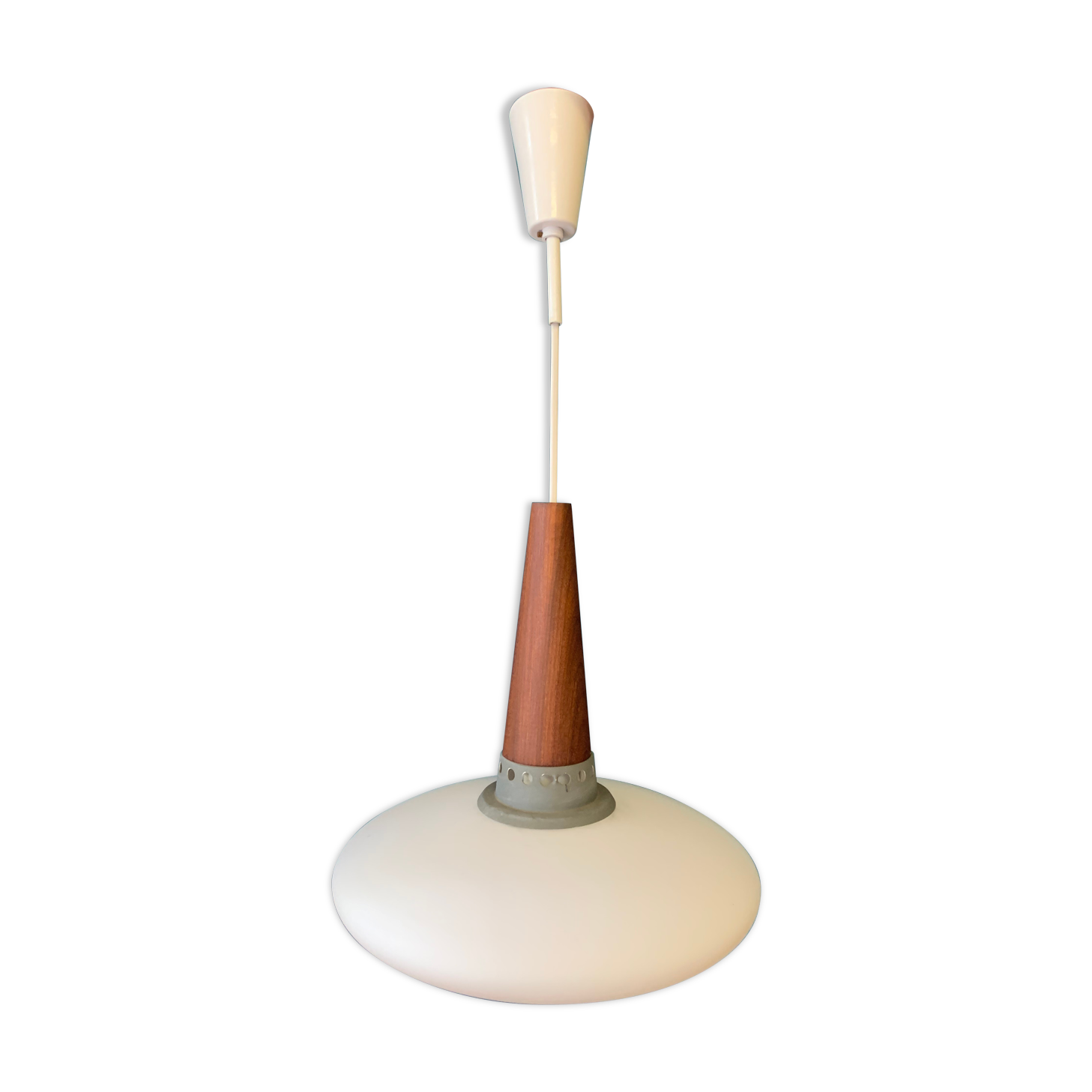 Suspension scandinave Louis Kalff 1960