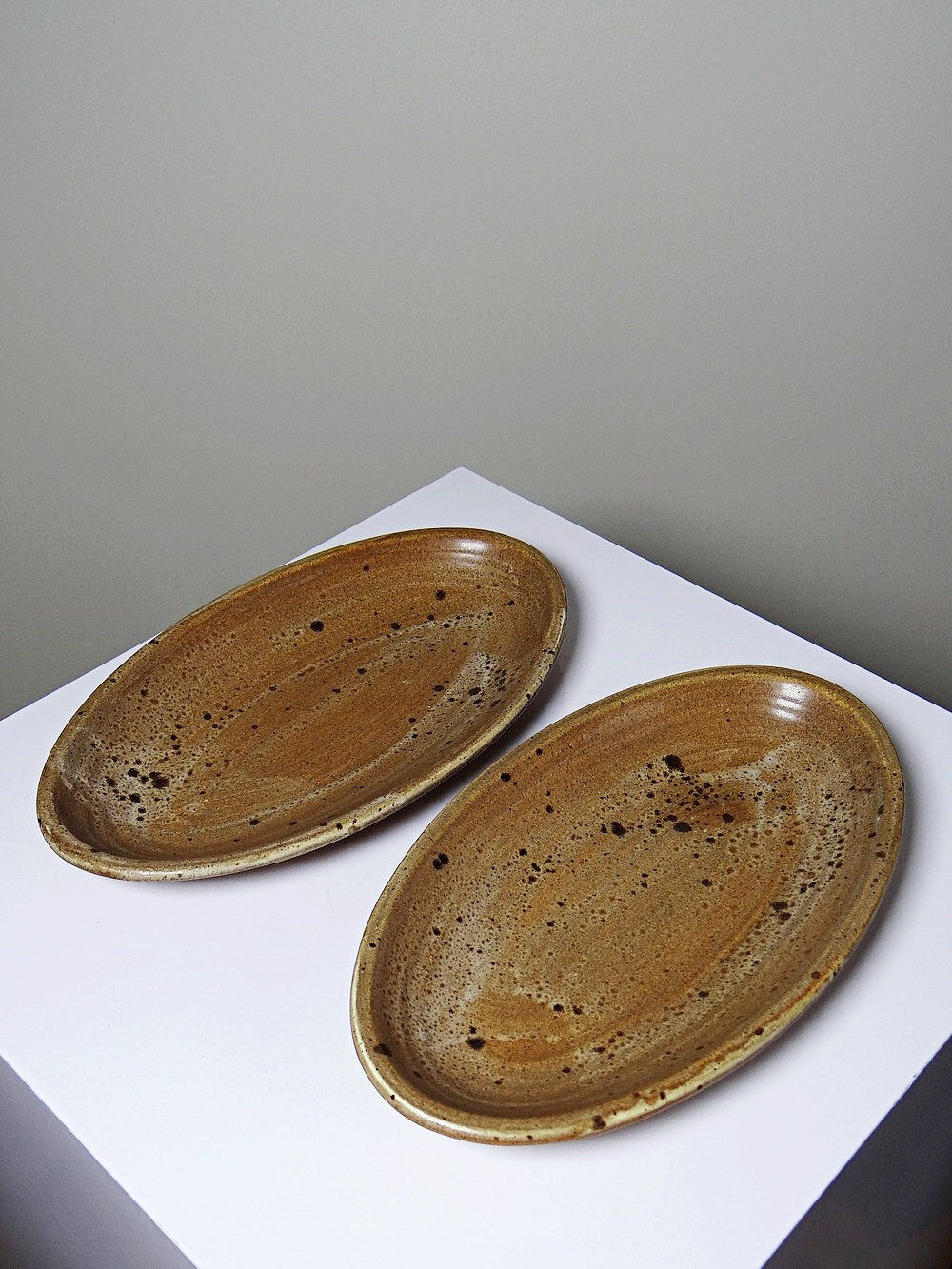 2 oval vintage stoneware/ceramic dishes from Salins, 1960s.
