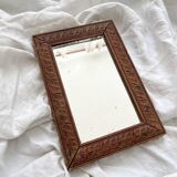 Miroir de barbier ancien verre mercure et cadre en bois sculpté