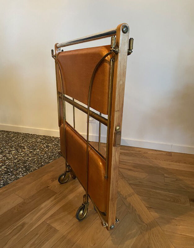 Wheeled service