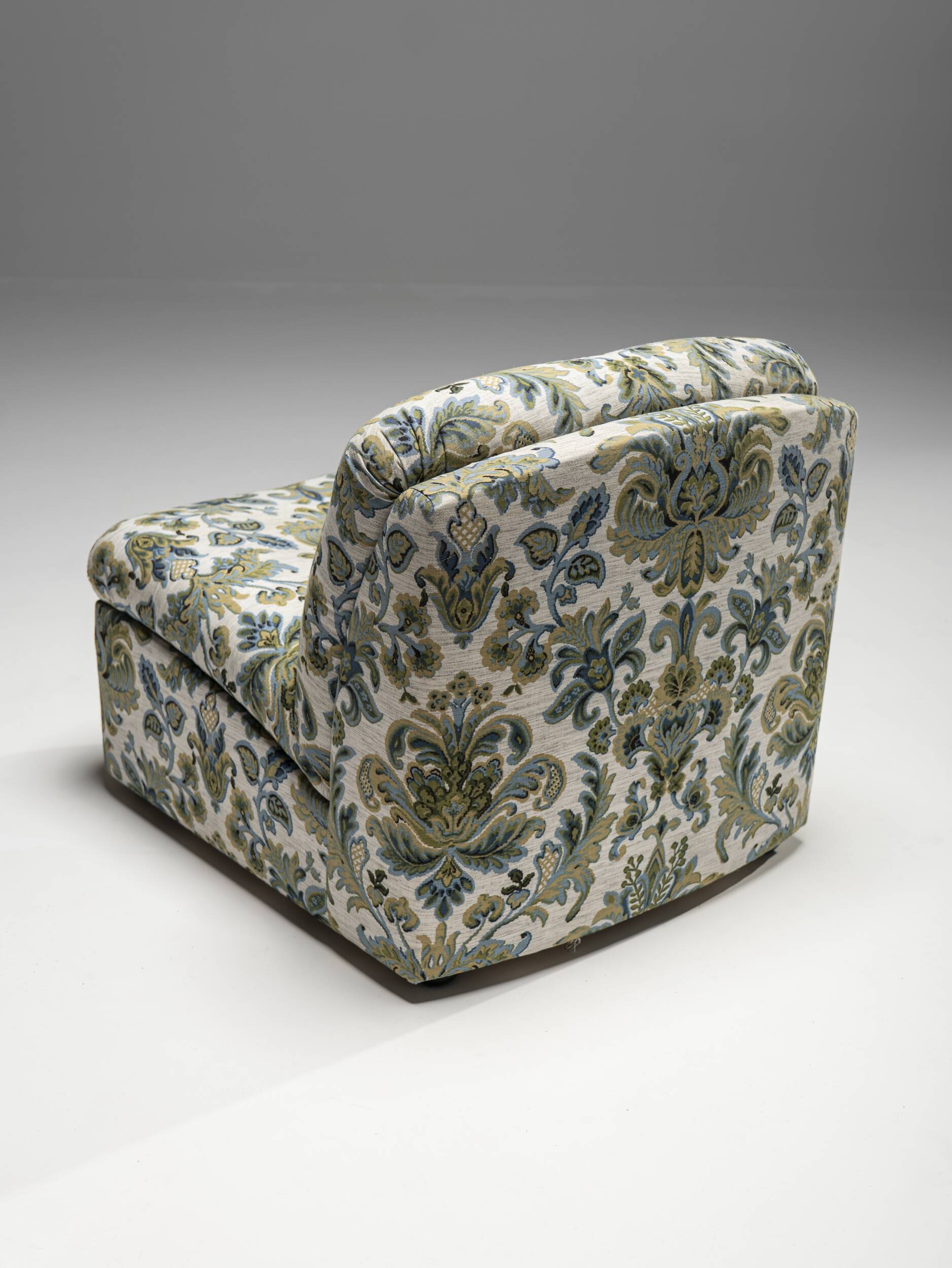 Fauteuil fleuri du milieu du siècle, Italie, années 1960