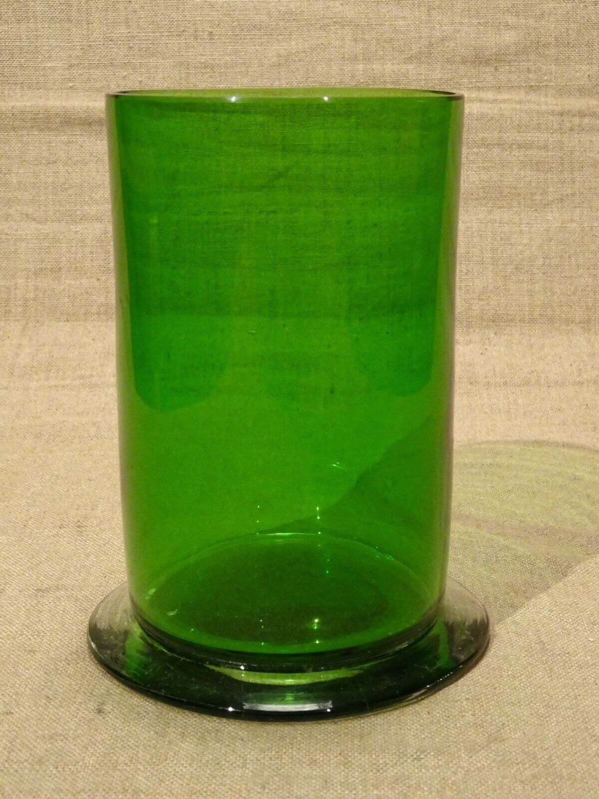 Cylinder vase in green glass ht 14.5 cm vintage 70's 80's