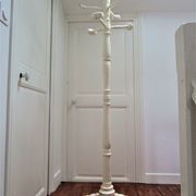 Coat rack parrot solid wood turned white patinated vintage