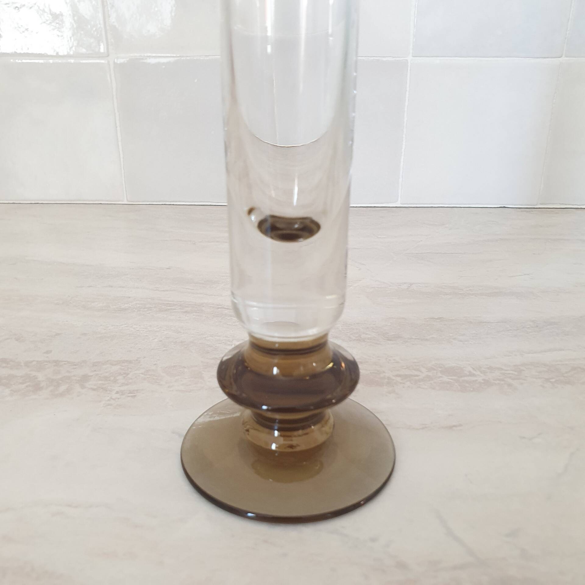 Soliflore en verre et pied marron fumé