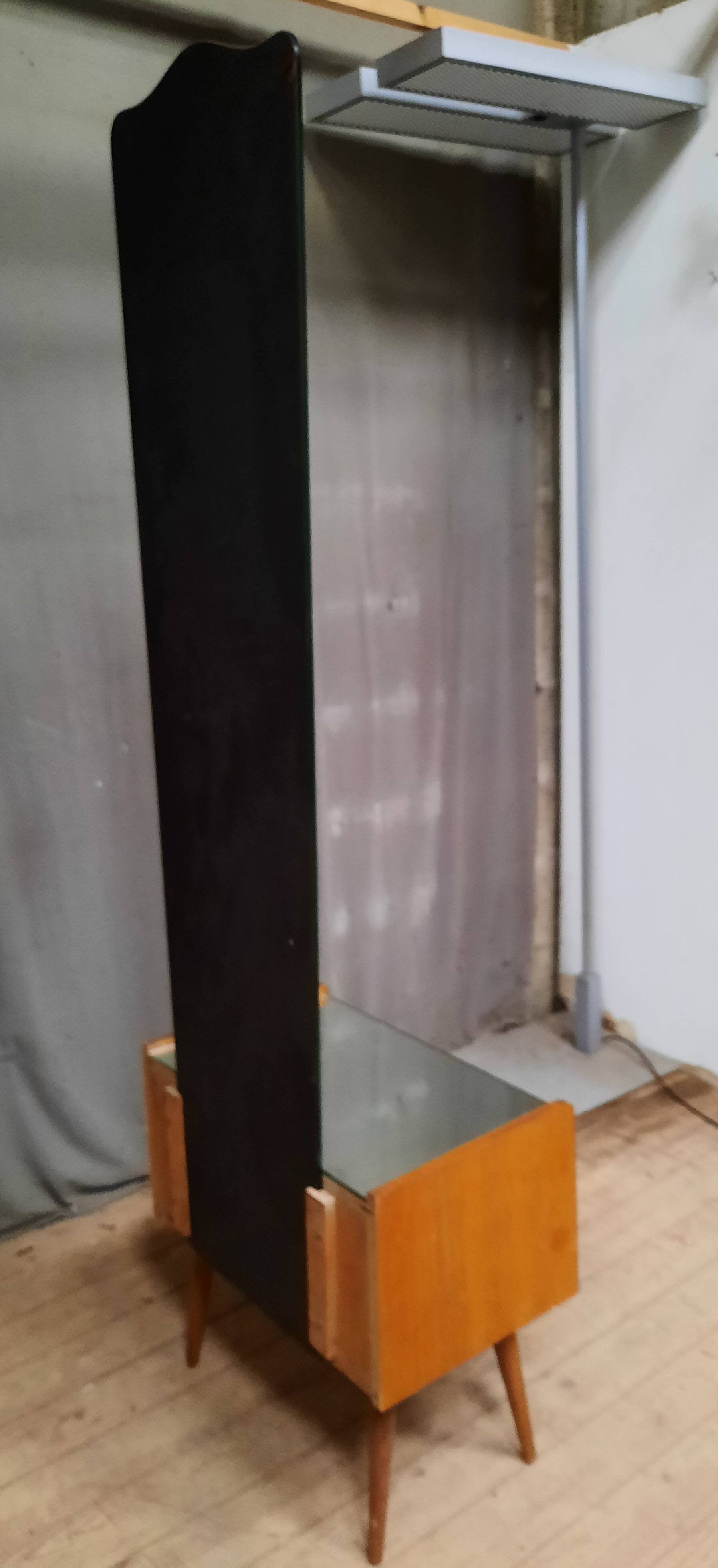 Vintage dressing table