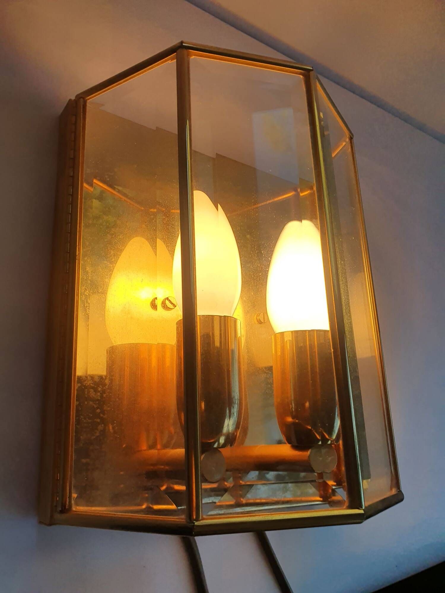 Pair of Italian gold-plated brass wall sconces with beveled glass