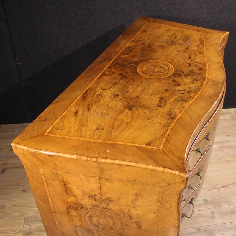 Commode néo-classique napolitaine du XVIIIe siècle de style Louis XV
