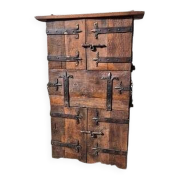 Furniture 5 doors spanish