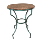 Pedestal table