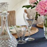 6 engraved wine glasses.