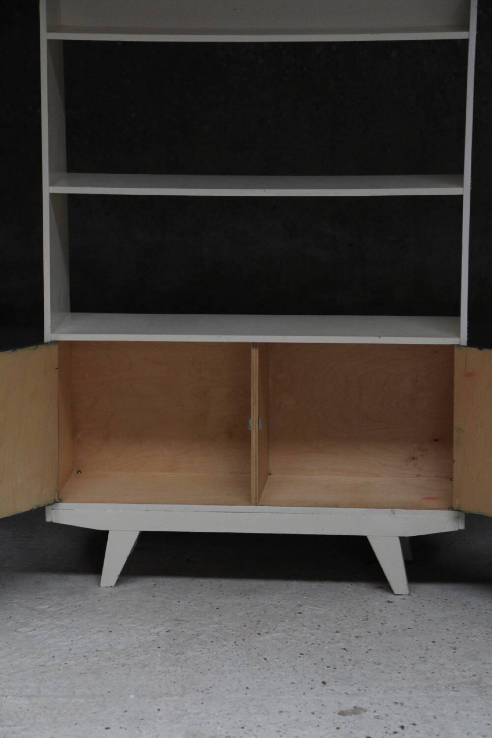 Modernist bookcase / shelf design Holland 1960