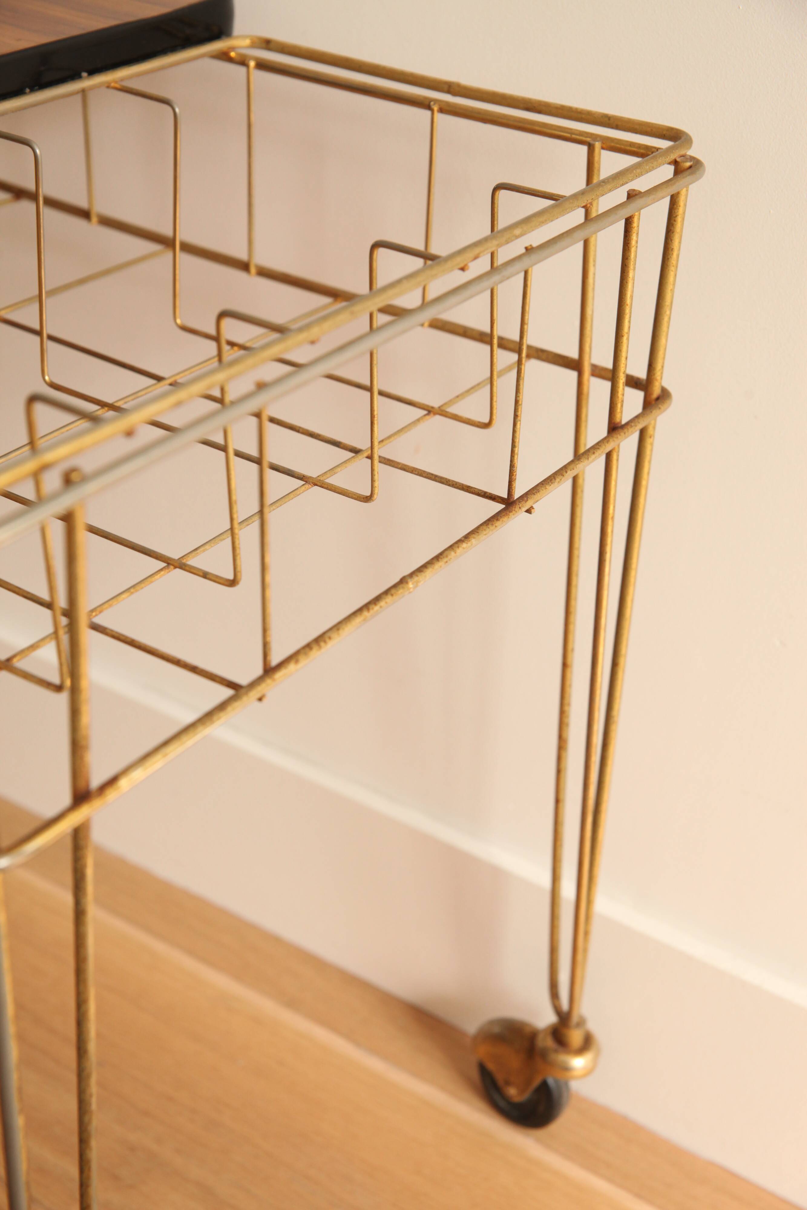 Serving table on wheels formica tray